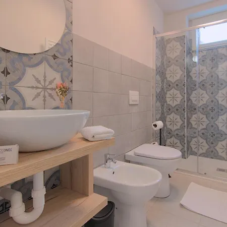 2 Min - Modern At 1 Min To Station - Wifi, Ac Mandello del Lario