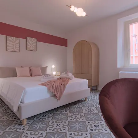Guest house 2 Min - Modern At 1 Min To Station - Wifi, Ac