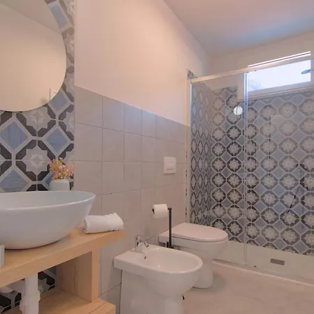 2 Min - Modern At 1 Min To Station - Wifi, Ac 3* Mandello del Lario