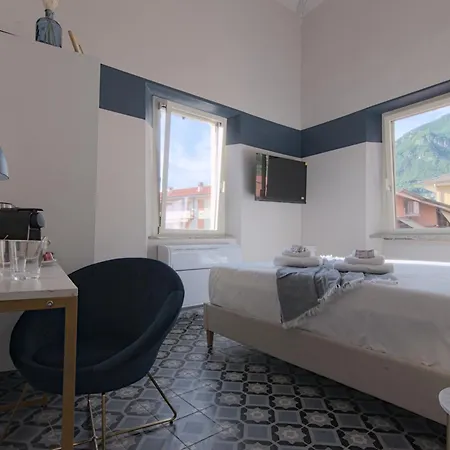 Guest house 2 Min - Modern At 1 Min To Station - Wifi, Ac 3*