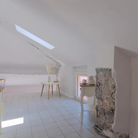 2 Min - Modern At 1 Min To Station - Wifi, Ac Mandello del Lario
